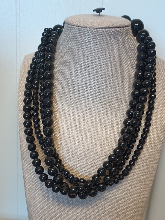 Jewelry - Glass 4 Strand Vintage Necklace